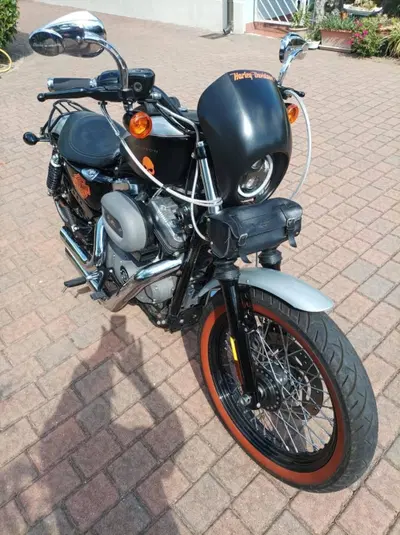 Harley-Davidson 883 (2008 - 09) - XL usata