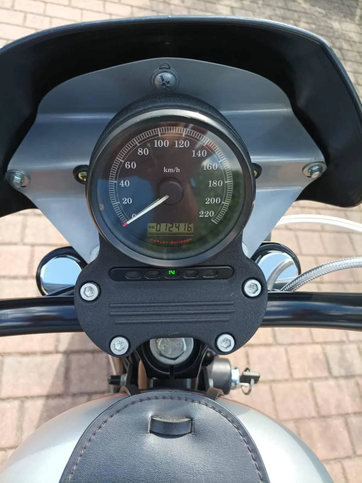 Harley-Davidson 883 (2008 - 09) - XL (6)