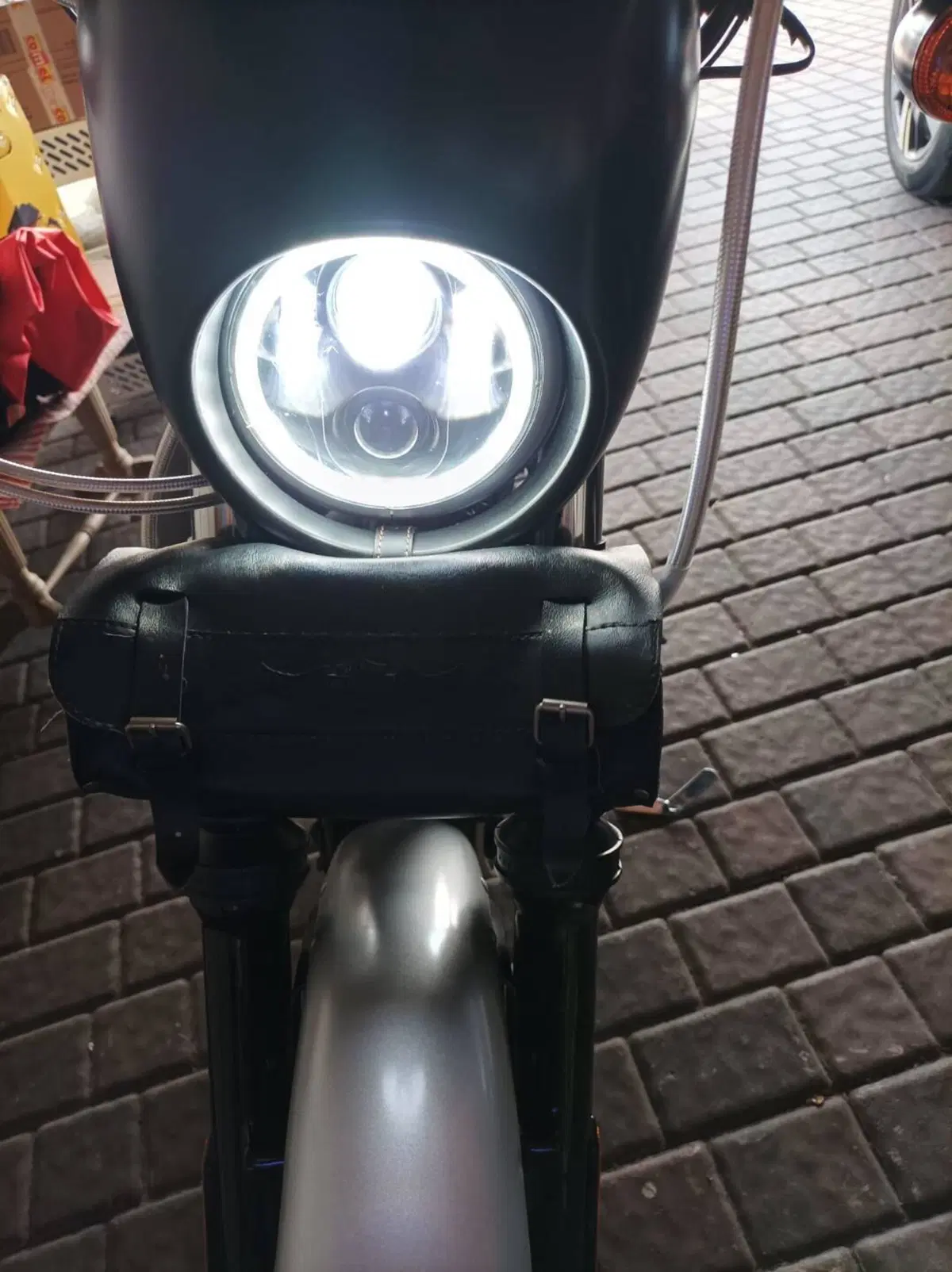 Harley-Davidson 883 (2008 - 09) - XL (10)