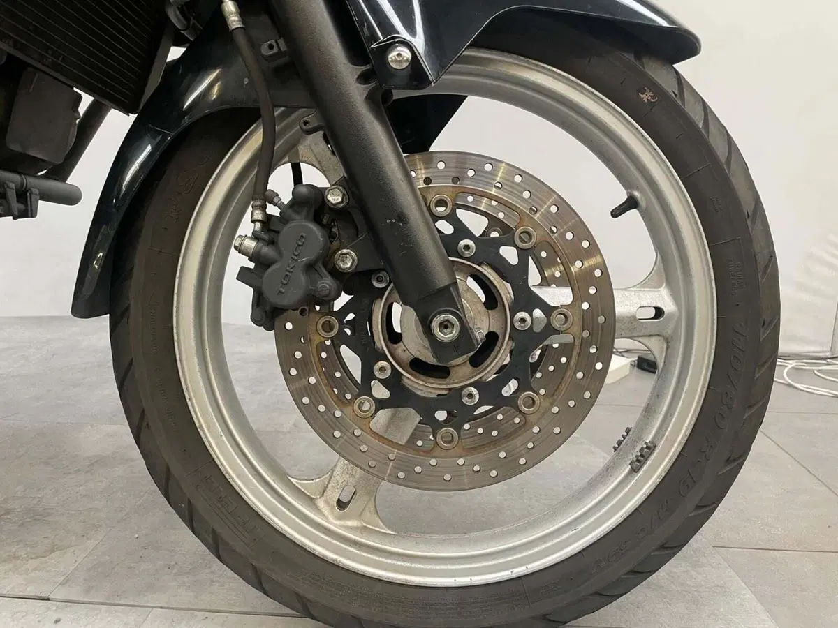 Suzuki V-Strom 650 ABS (2011 - 17) (3)