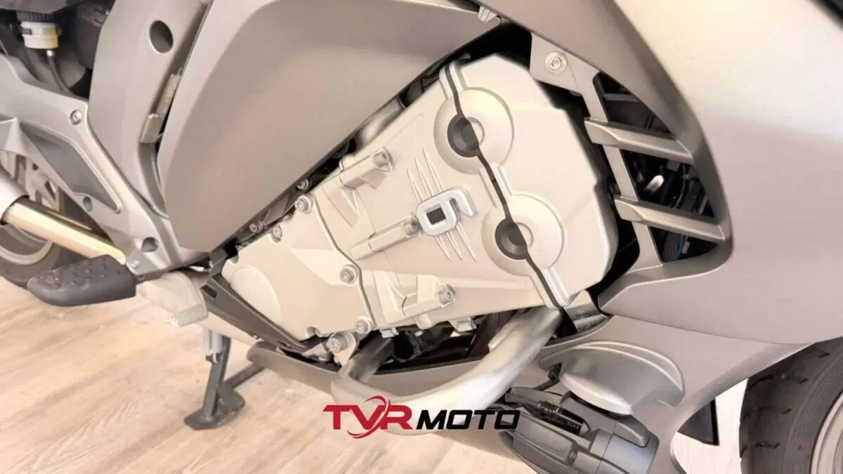 Bmw K 1600 GTL (2017 - 20) (9)
