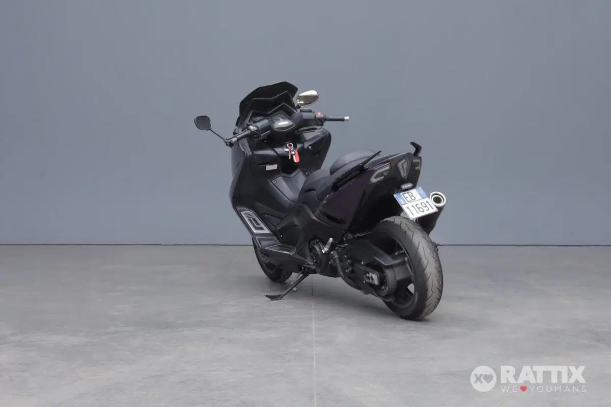 Yamaha T-Max 530 (2012 - 14) (5)