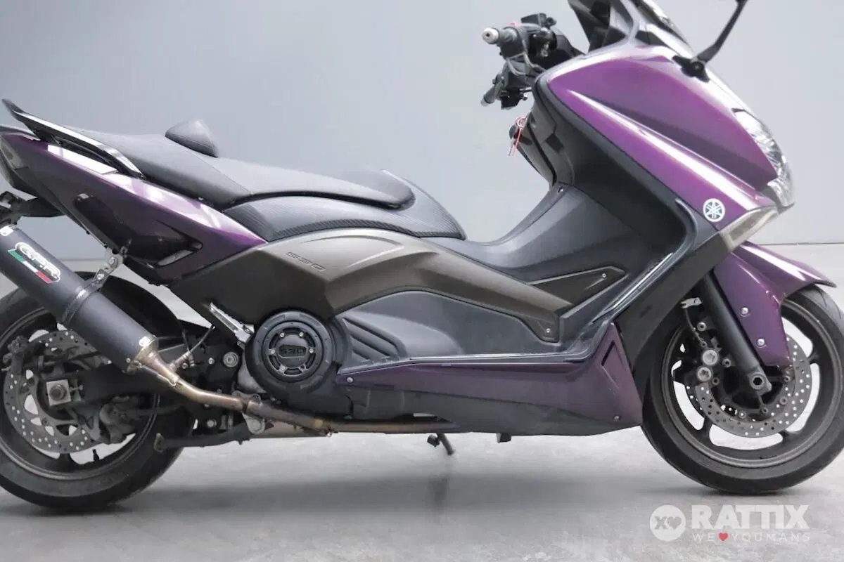 Yamaha T-Max 530 (2012 - 14) (8)