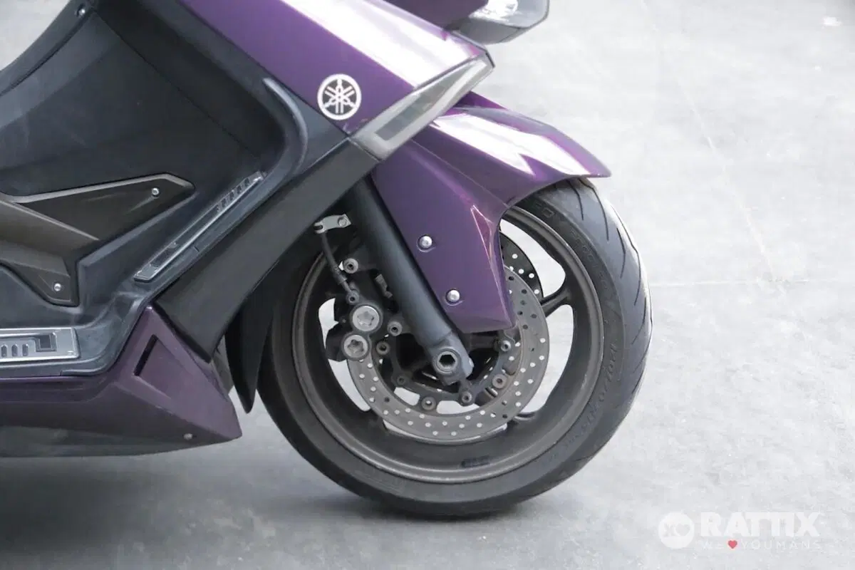 Yamaha T-Max 530 (2012 - 14) (9)