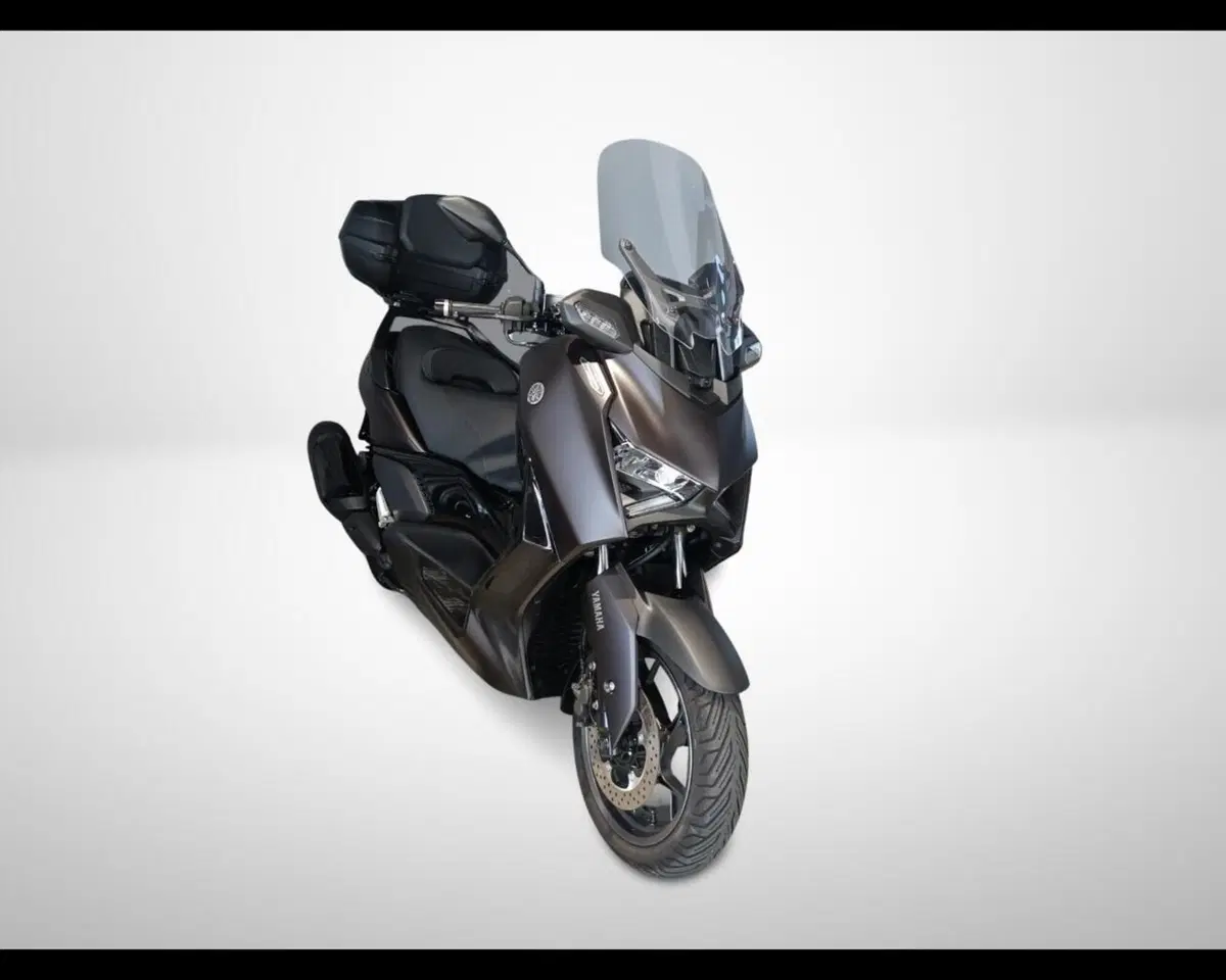 Yamaha X-Max 300 Tech Max (2025 - 26) (13)