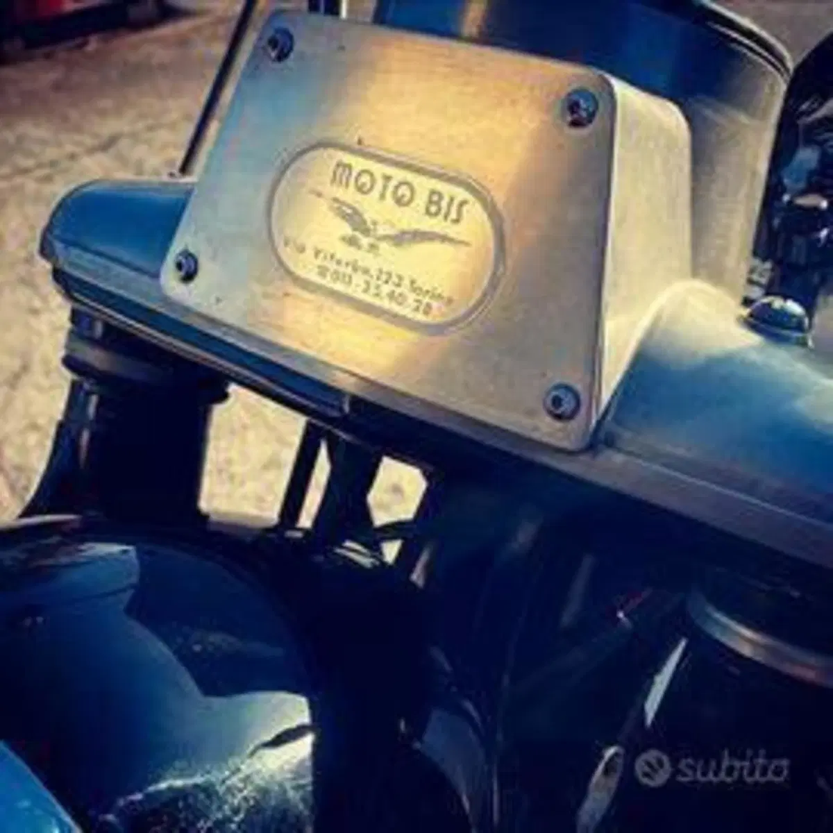 Moto Guzzi V7 700 (2)