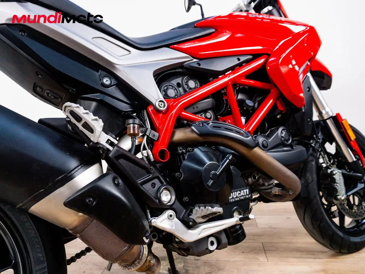 Ducati Hypermotard 939 (2016 - 18) (4)