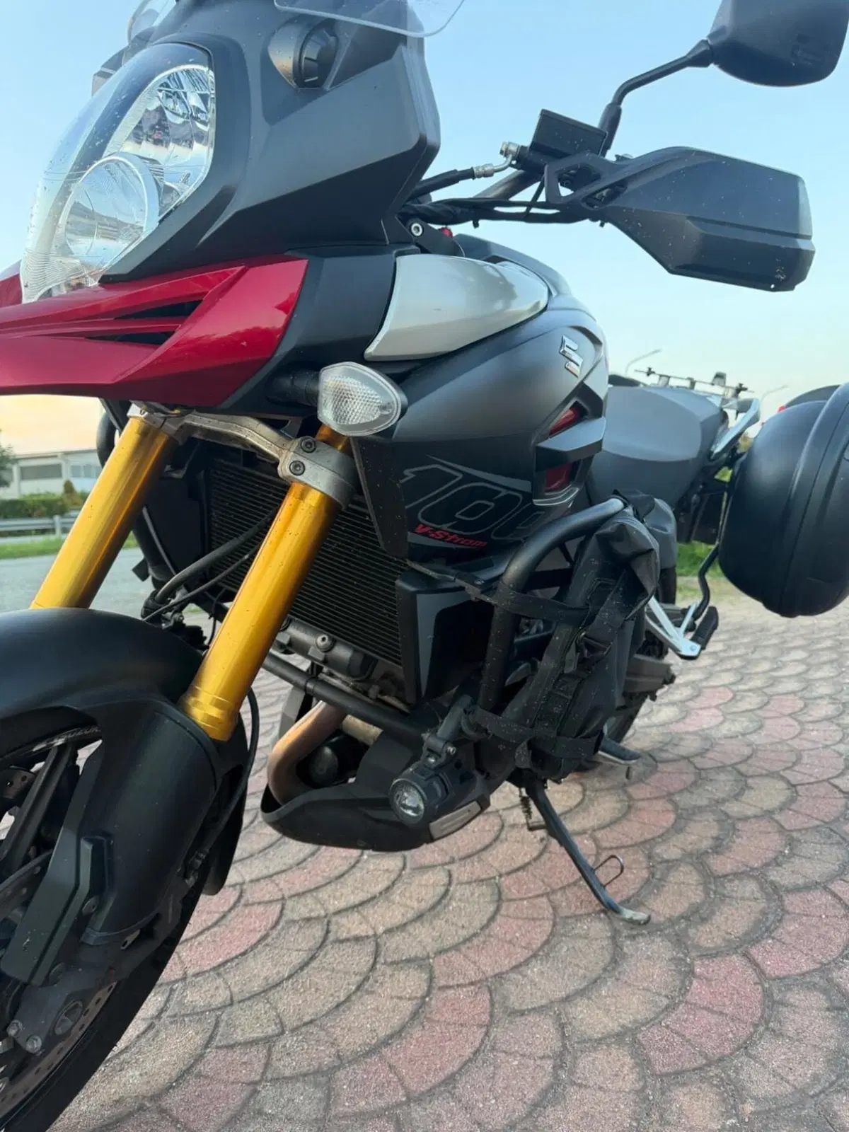 Suzuki V-Strom 1000 ABS (2014 - 17) (4)