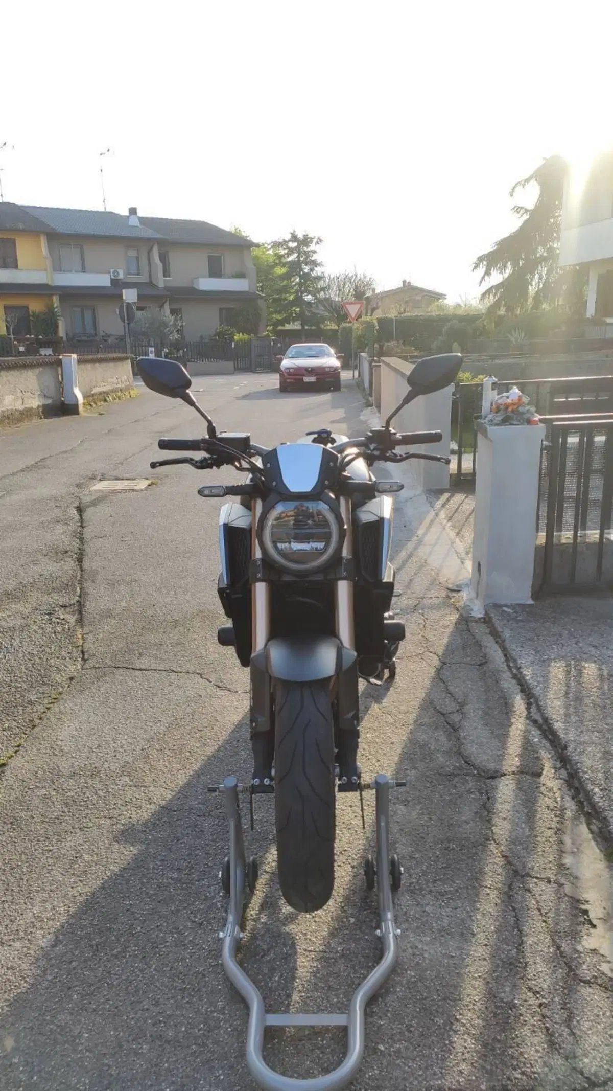 Honda CB 650 R (2021 - 23) (4)