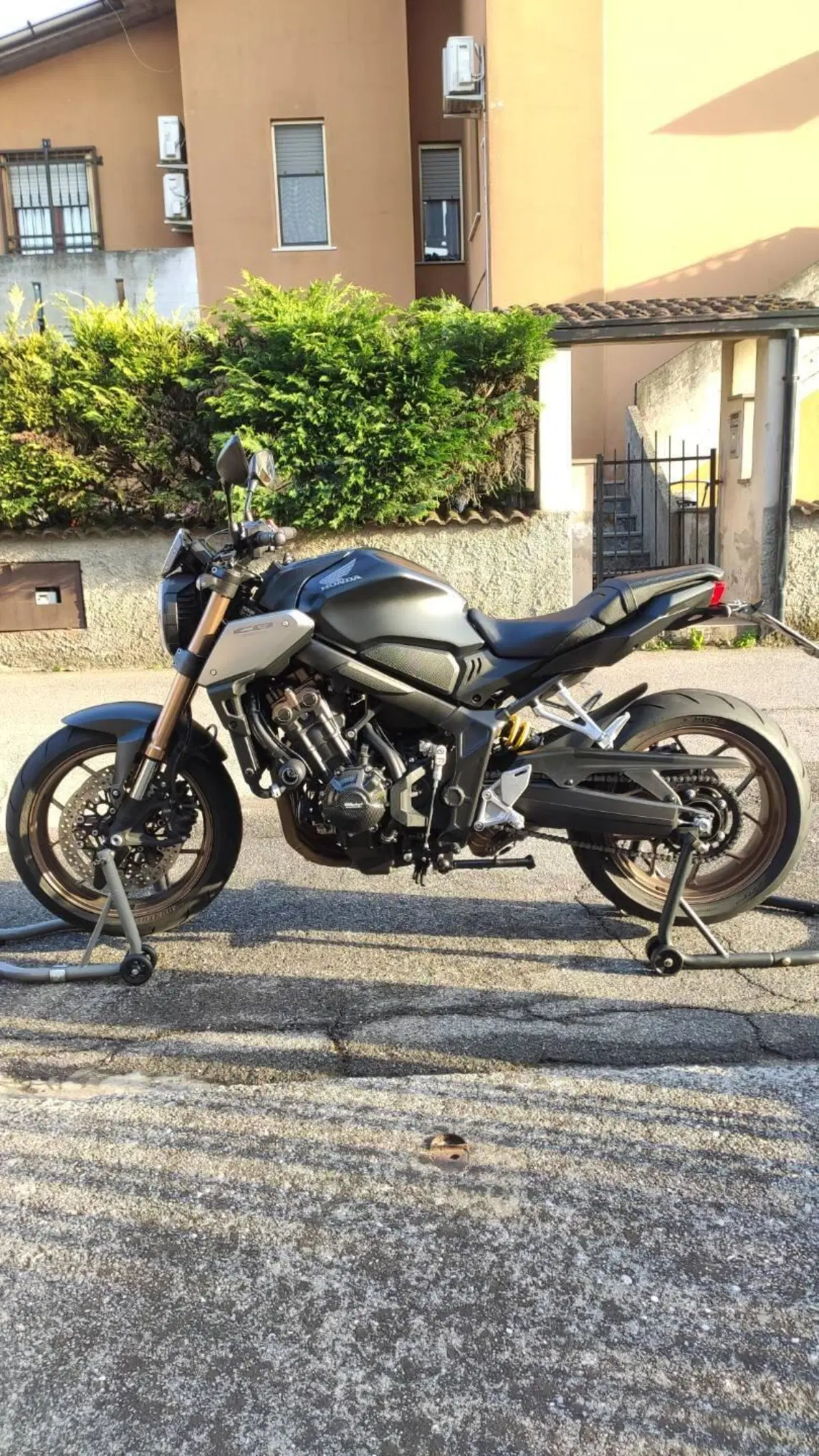 Honda CB 650 R (2021 - 23) (2)