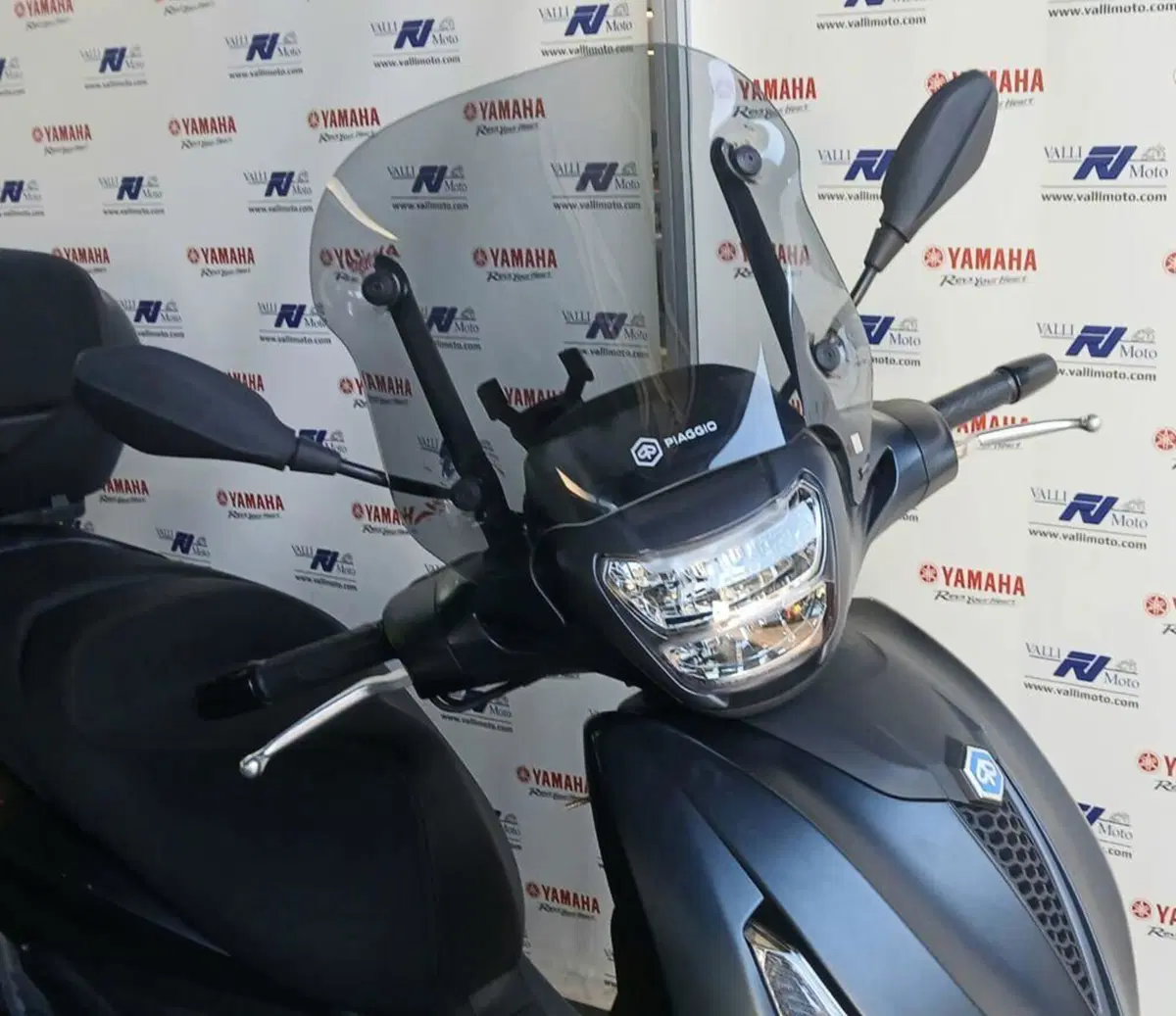 Piaggio Beverly 300 S ABS-ASR (2021 - 25) (4)