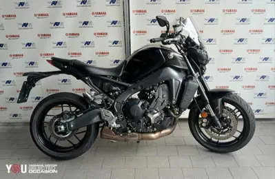 Yamaha MT-09 (2021 - 23) usata