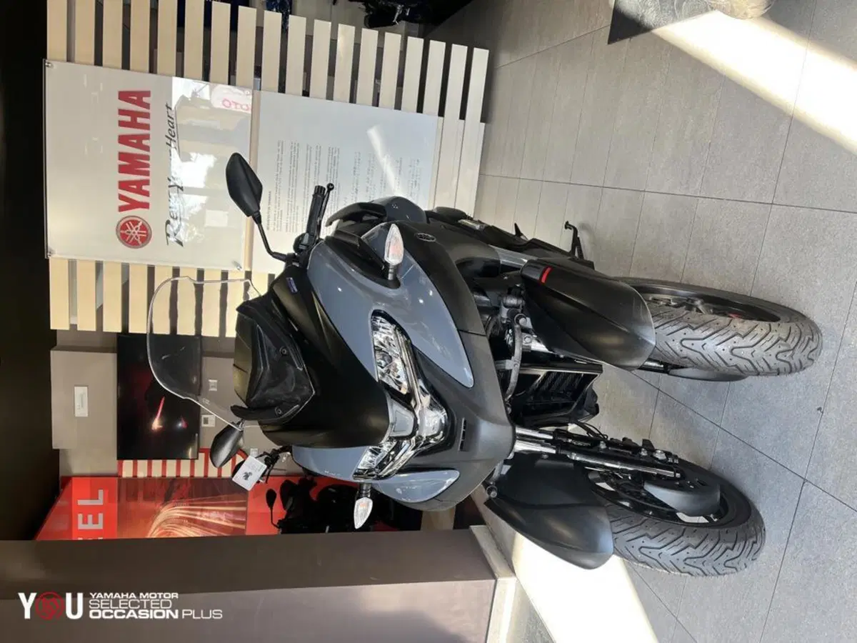Yamaha Tricity 300 (2021 - 24) (8)