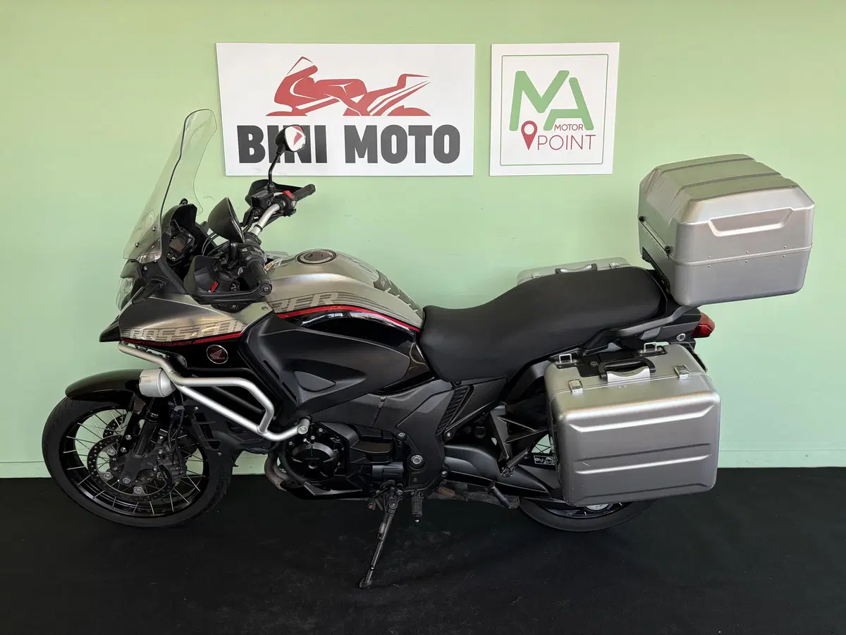 Honda Crosstourer DCT ABS Travel Edition (2015 - 17) (5)
