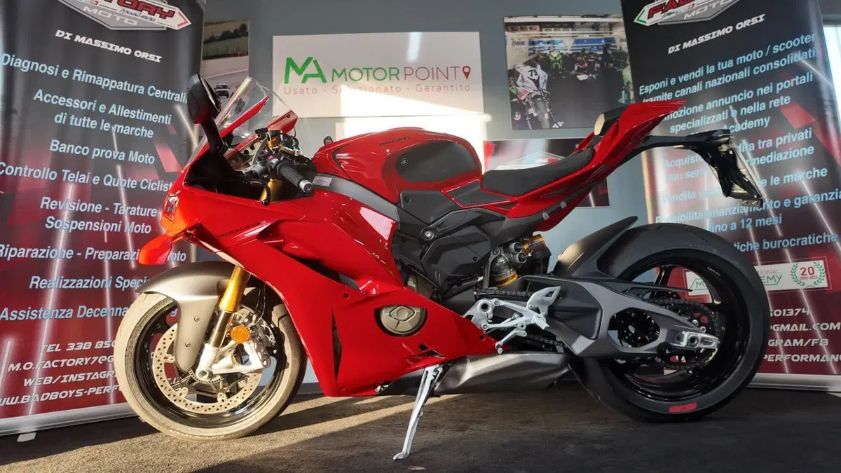 Ducati Panigale V4 S (2025 - 26) (2)