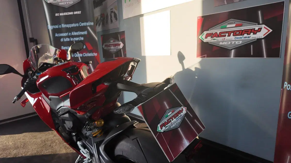 Ducati Panigale V4 S (2025 - 26) (11)