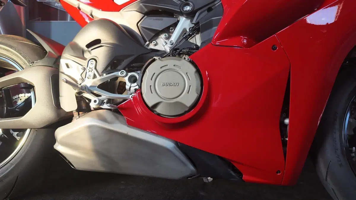 Ducati Panigale V4 S (2025 - 26) (12)
