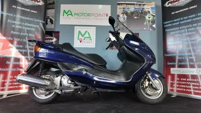 Yamaha Majesty 250 (1999 - 06) usata