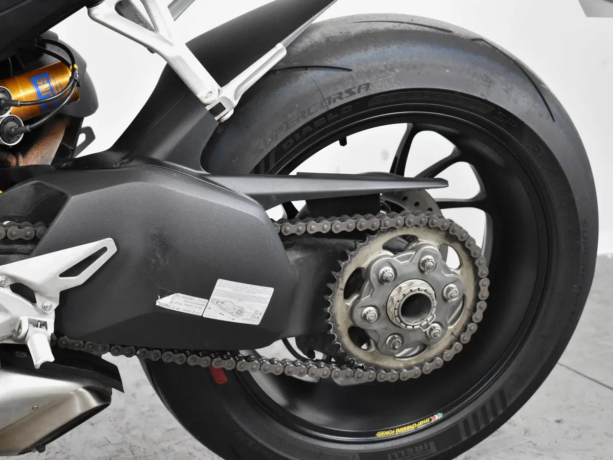 Ducati Streetfighter V4 1100 S (2021 - 22) (20)