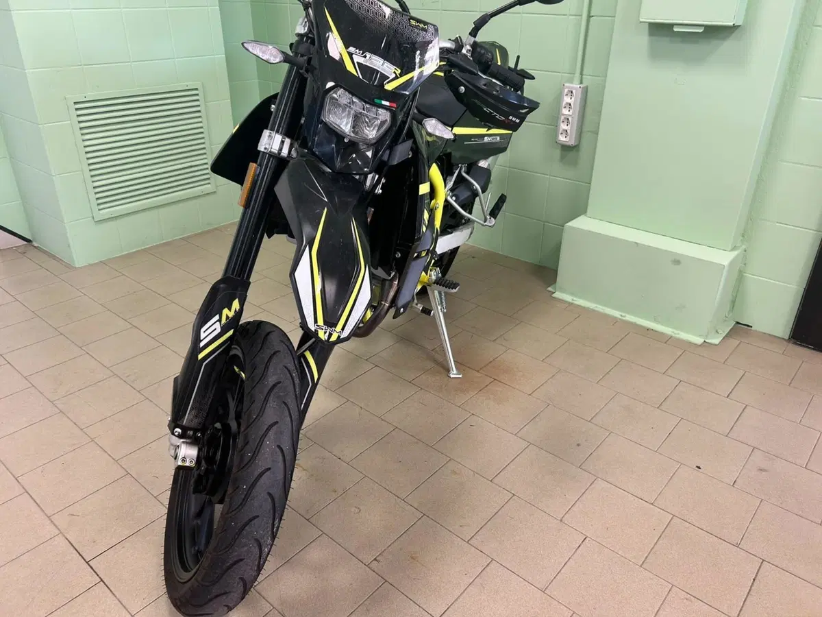Swm SM 125 R (2022 - 24) (13)