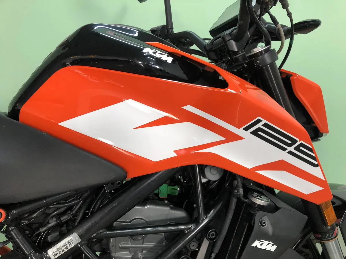 KTM 125 Duke ABS (2017 - 20) (4)