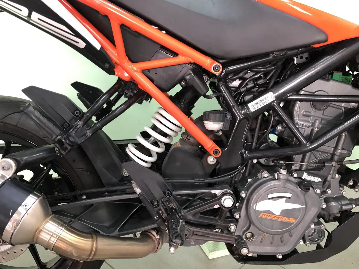 KTM 125 Duke ABS (2017 - 20) (17)