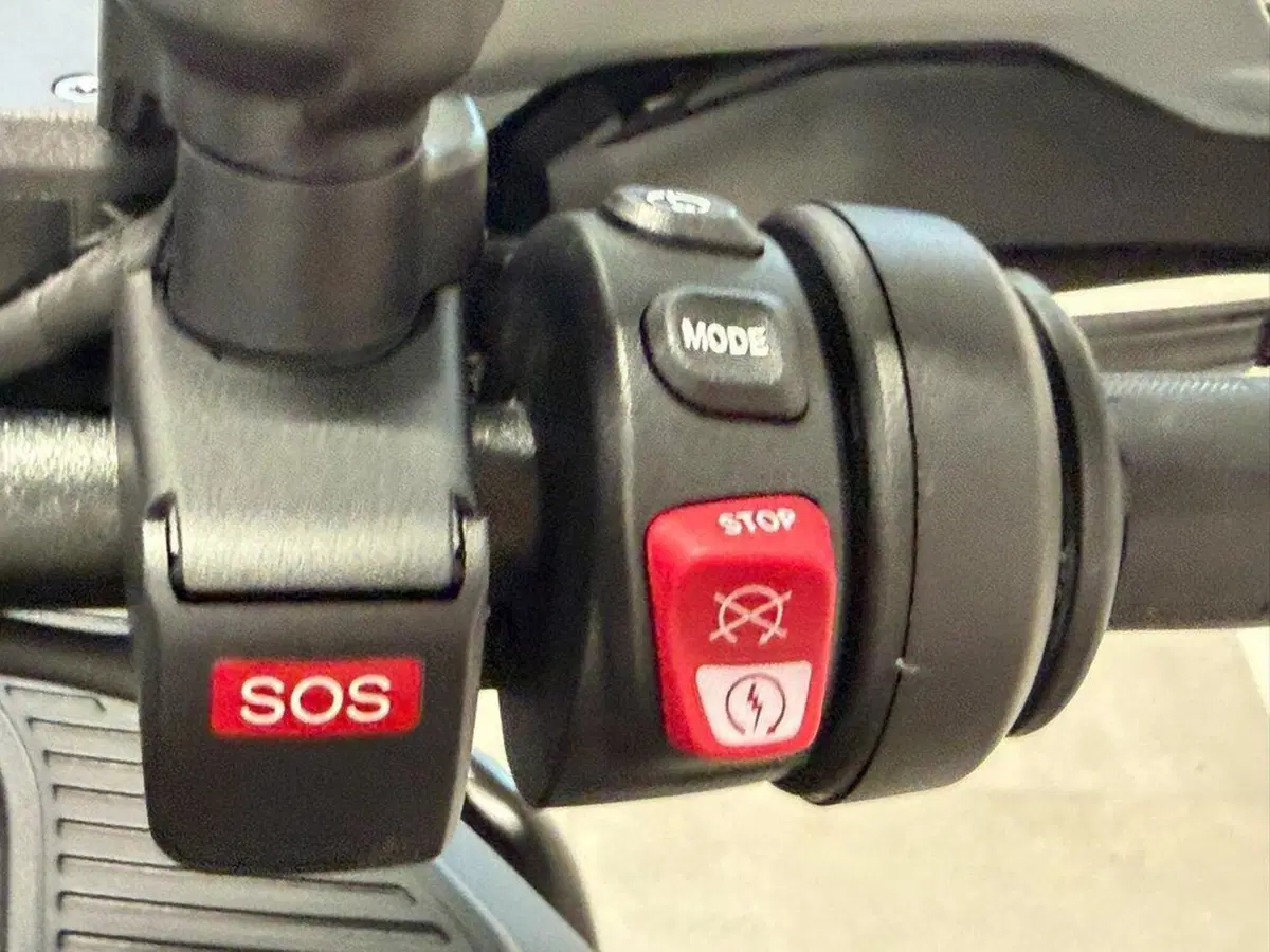 Bmw R 1300 GS Adventure Triple Black (2025 - 26) (9)