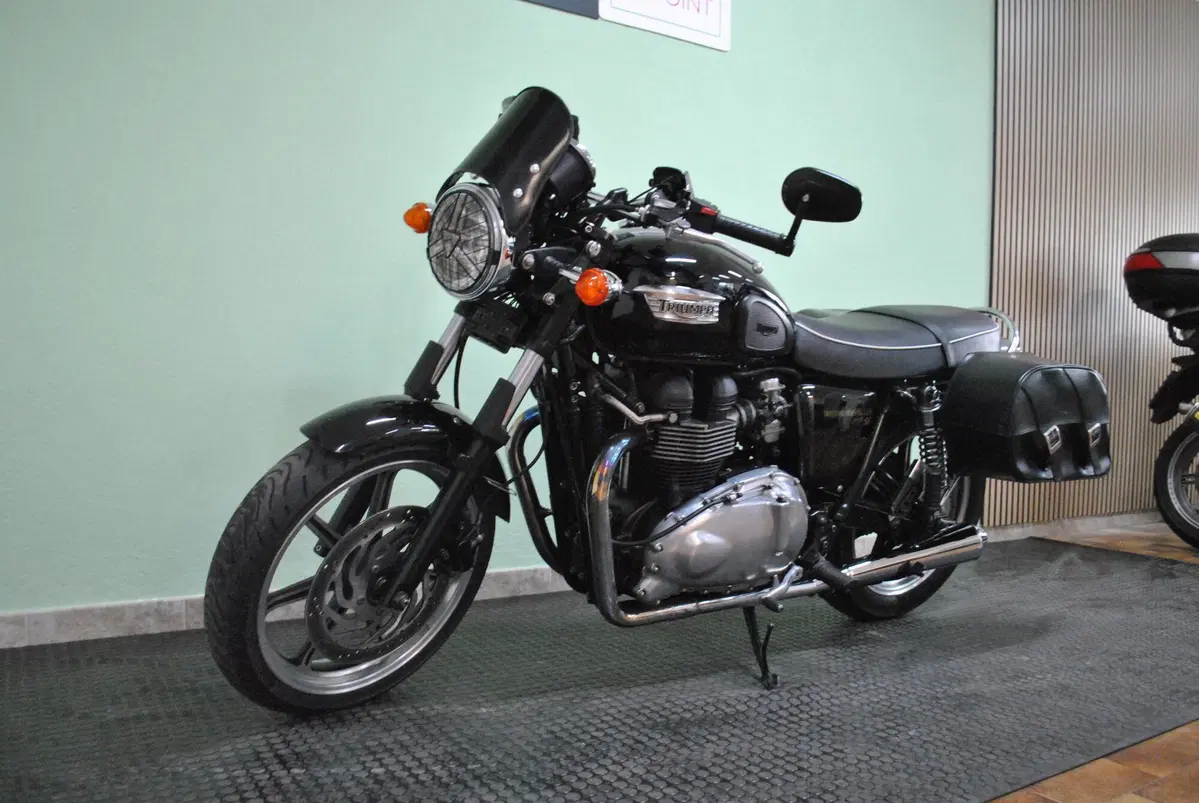 Triumph Bonneville (2007 - 16) (3)