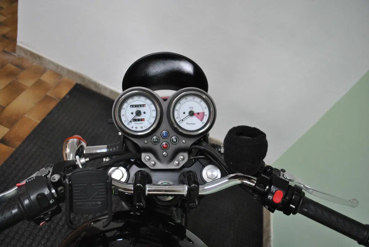 Triumph Bonneville (2007 - 16) (4)