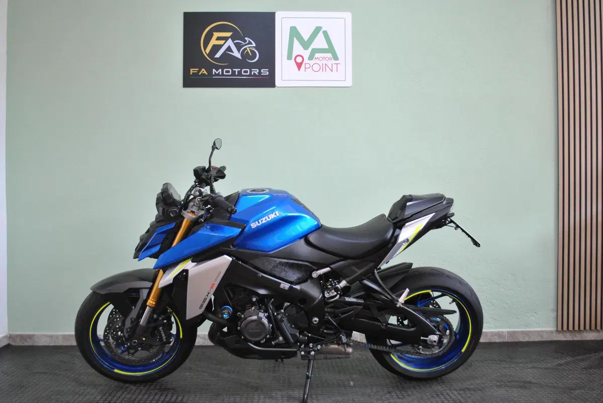 Suzuki GSX-S1000 (2021 - 25) (2)