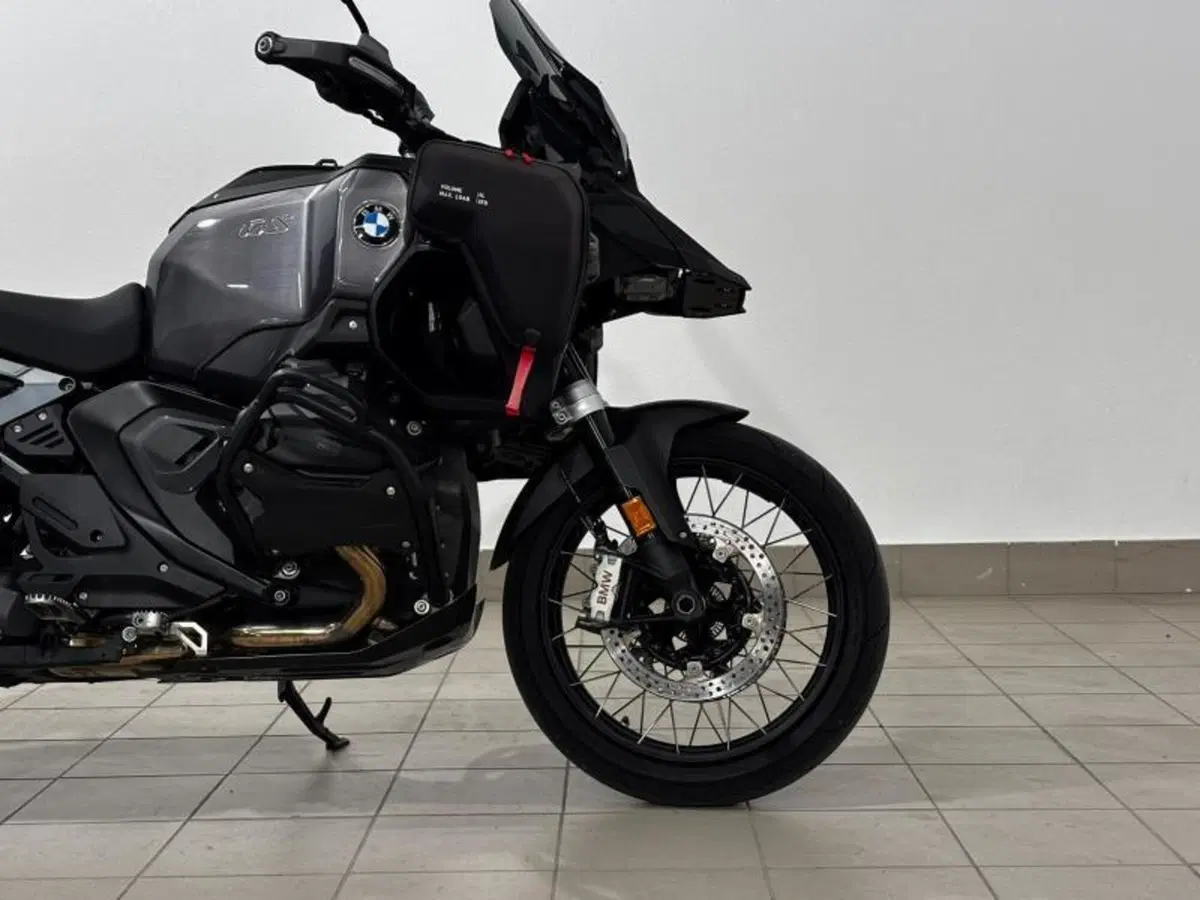 Bmw R 1300 GS Adventure Triple Black (2025 - 26) (8)