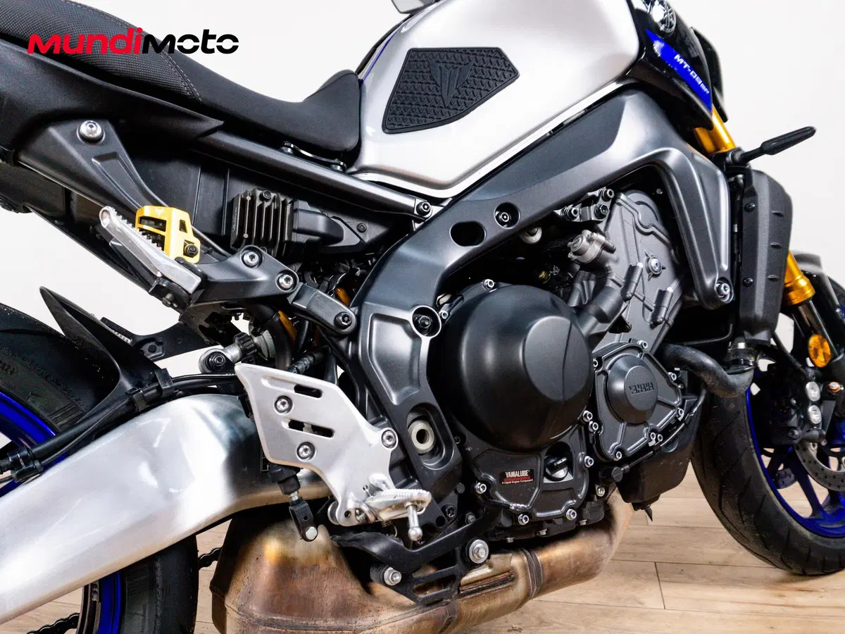 Yamaha MT-09 SP (2021 - 23) (4)