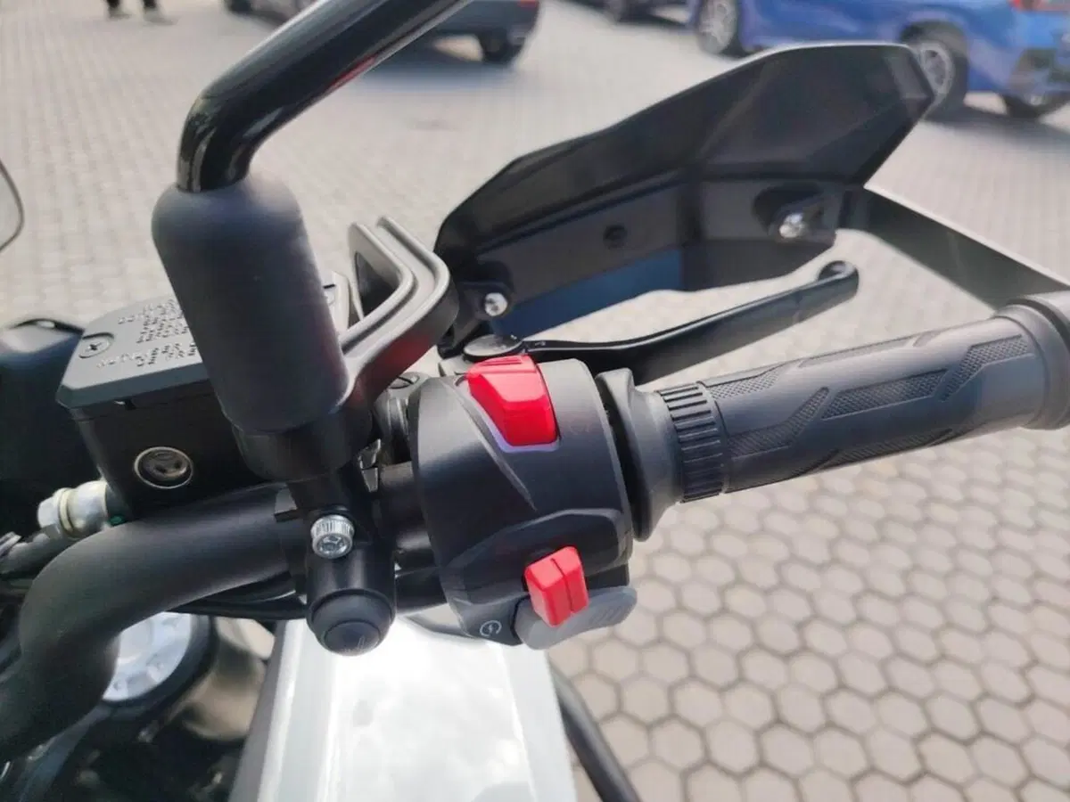 Benelli TRK 702 (2023 - 25) (10)