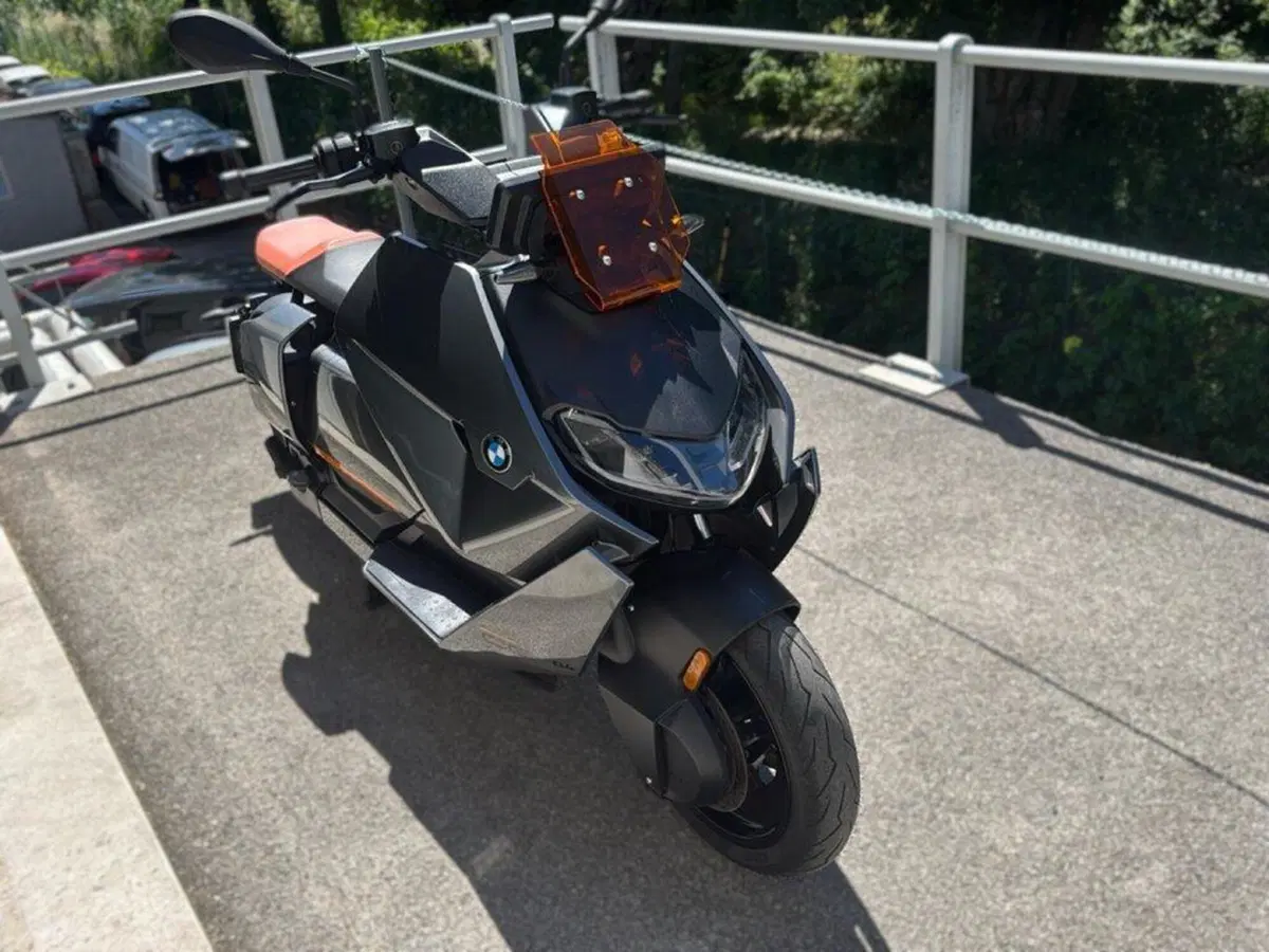Bmw CE 04 (2021 - 25) (3)