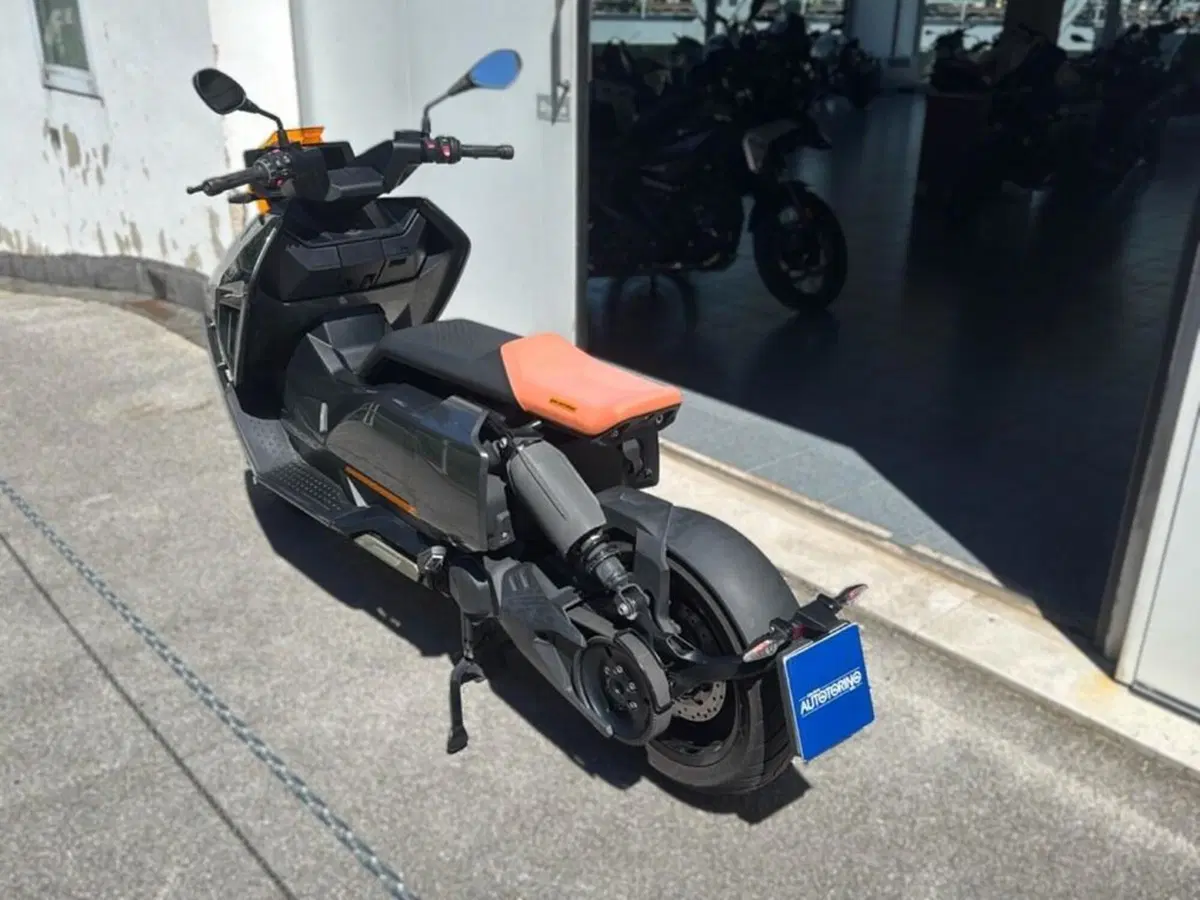 Bmw CE 04 (2021 - 25) (5)