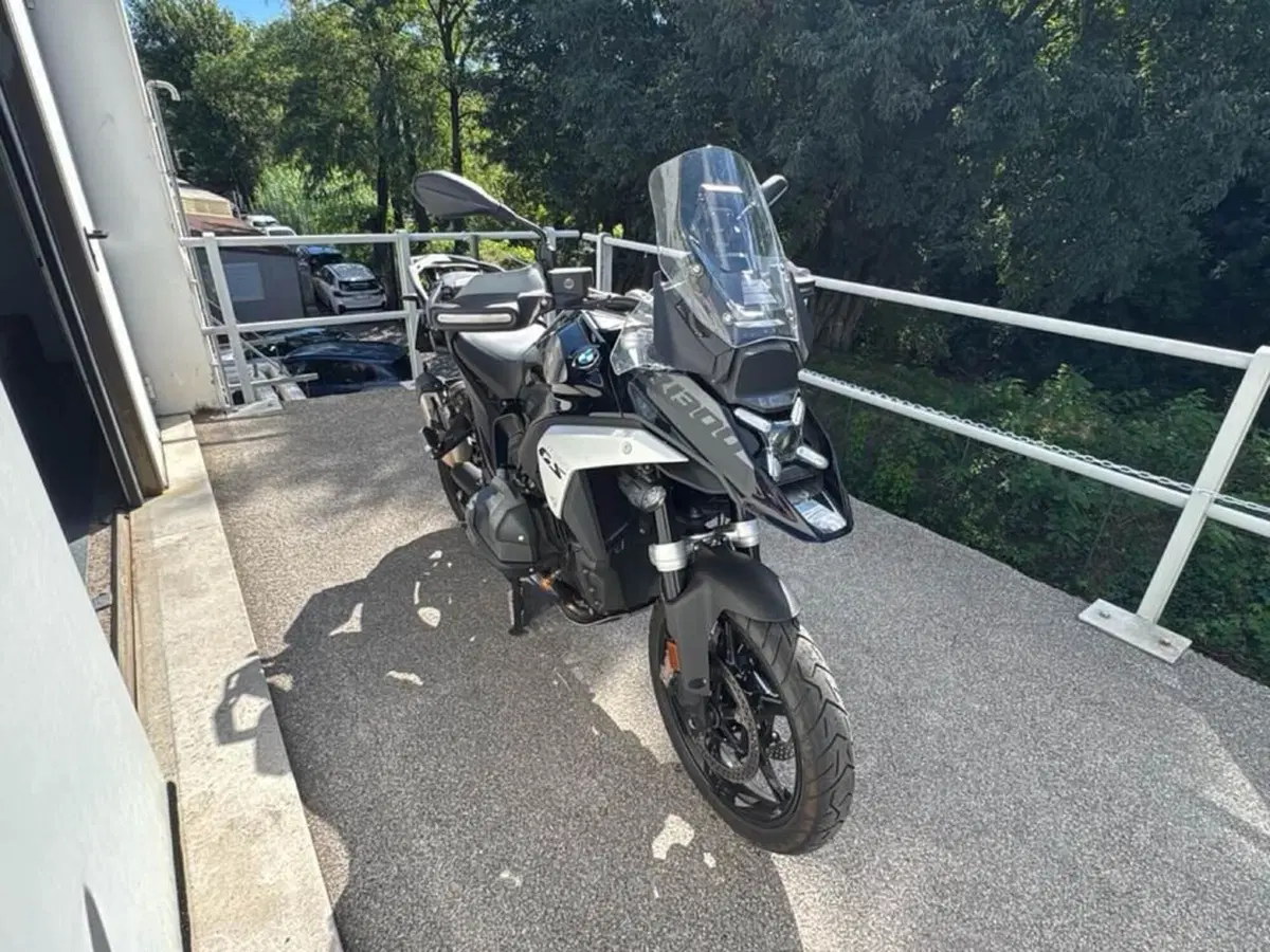 Bmw R 1300 GS Triple Black (2023 - 26) (3)