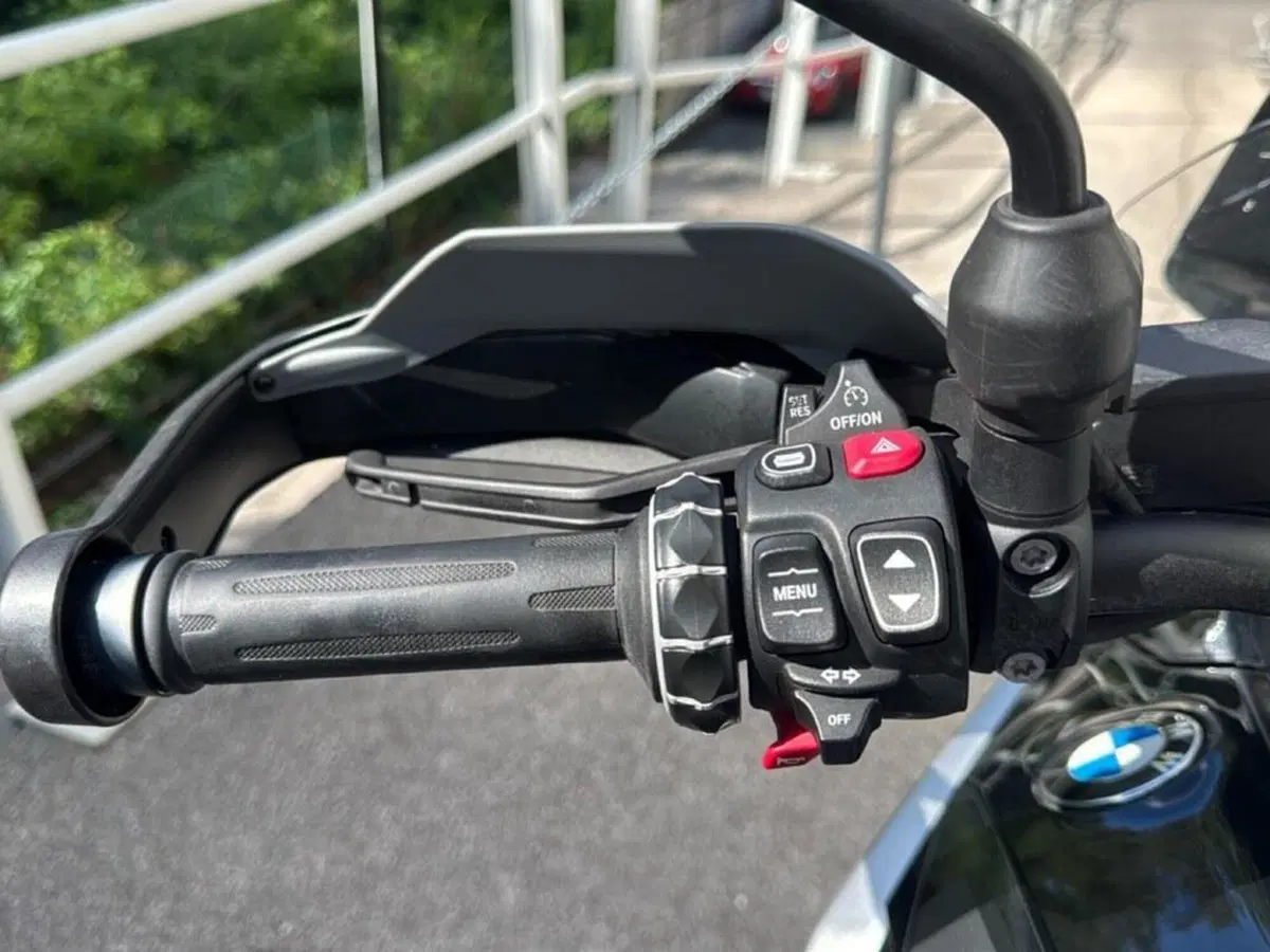 Bmw R 1300 GS Triple Black (2023 - 26) (9)