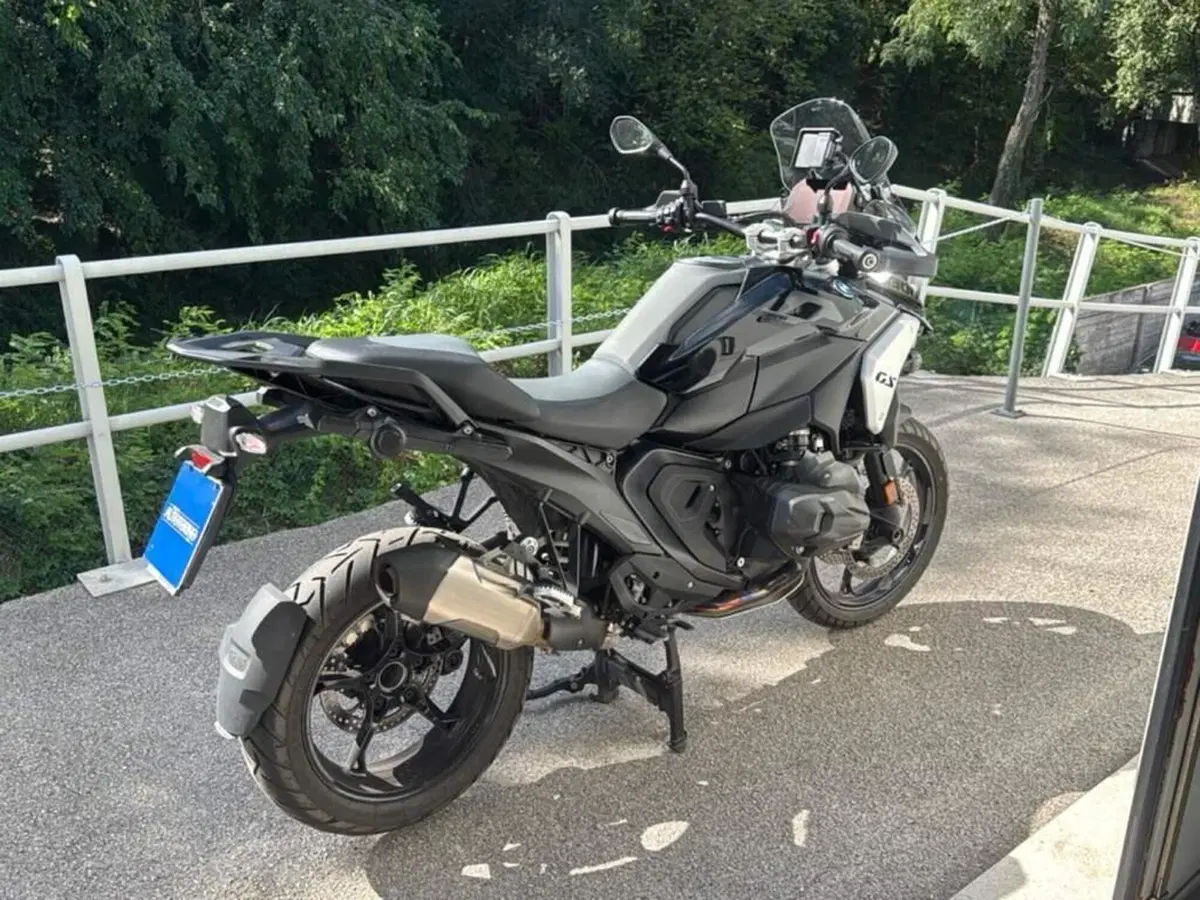 Bmw R 1300 GS Triple Black (2023 - 26) (7)