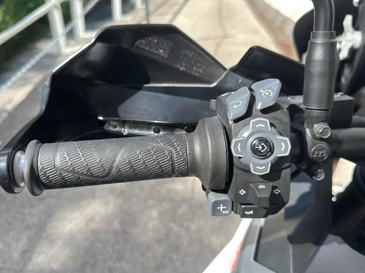 KTM 1290 Super Adventure S (2021 - 25) (9)