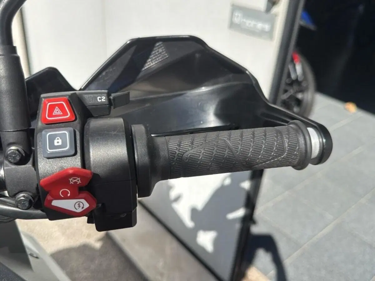 KTM 1290 Super Adventure S (2021 - 25) (10)