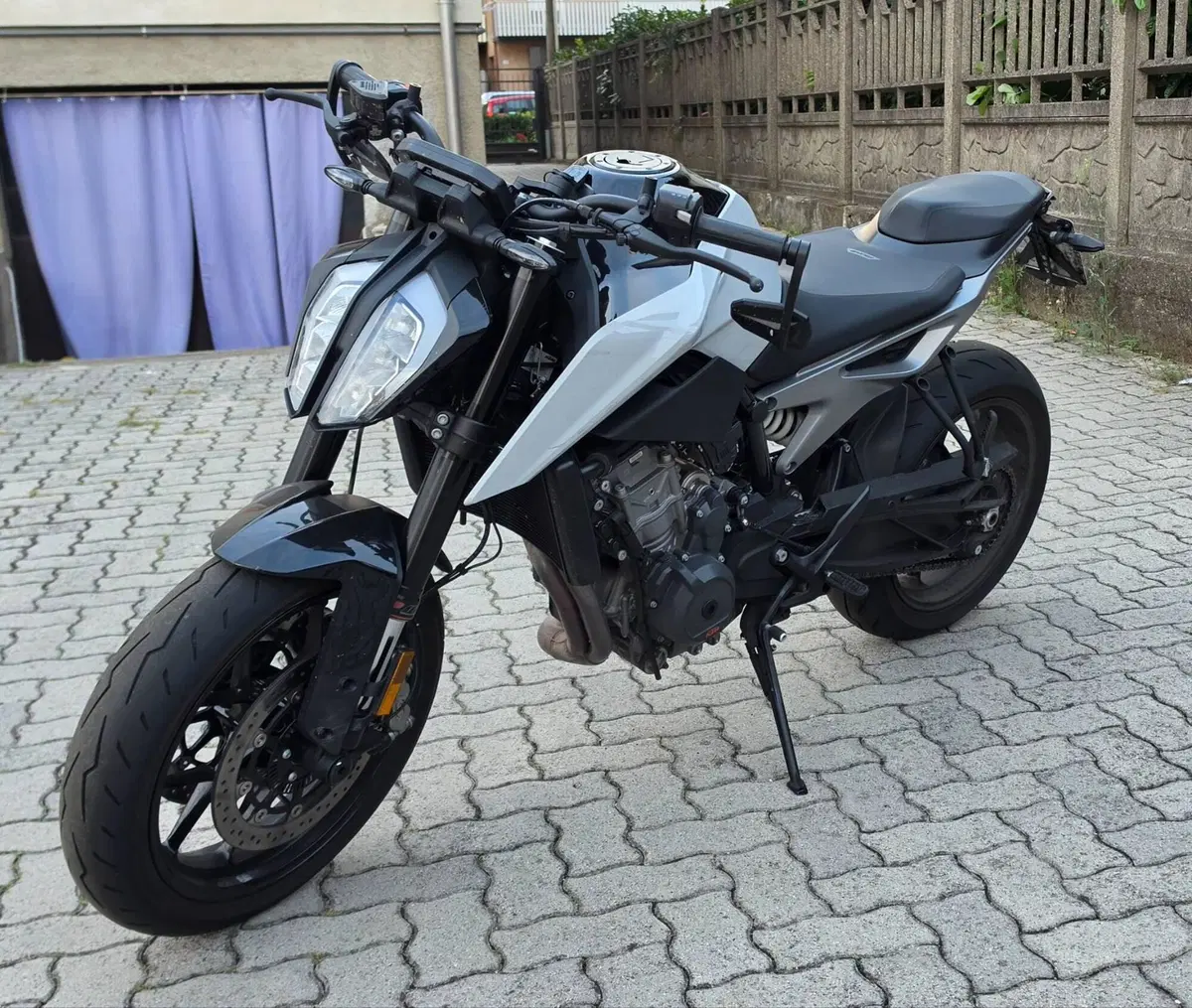 KTM 790 Duke L (2023 - 24)