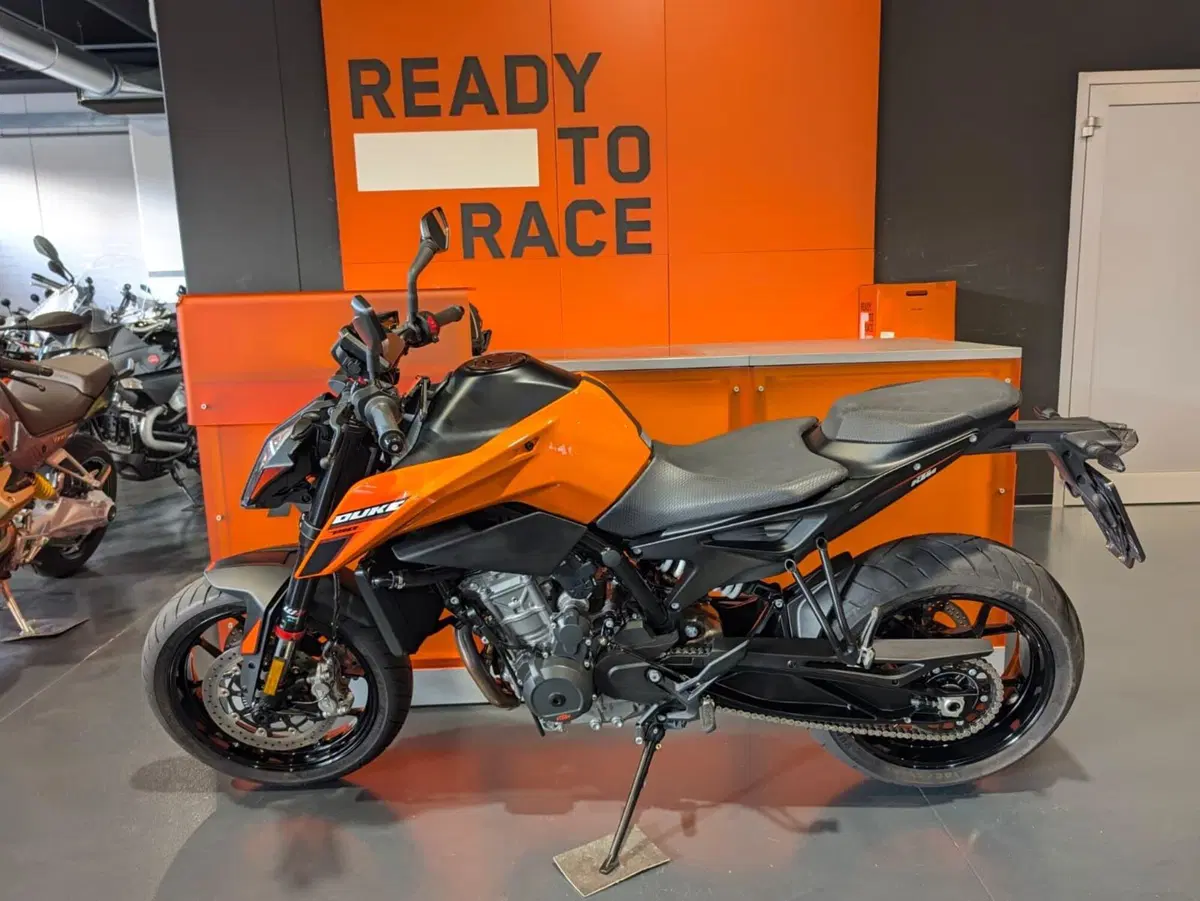 KTM 790 Duke L (2025 - 26) (2)