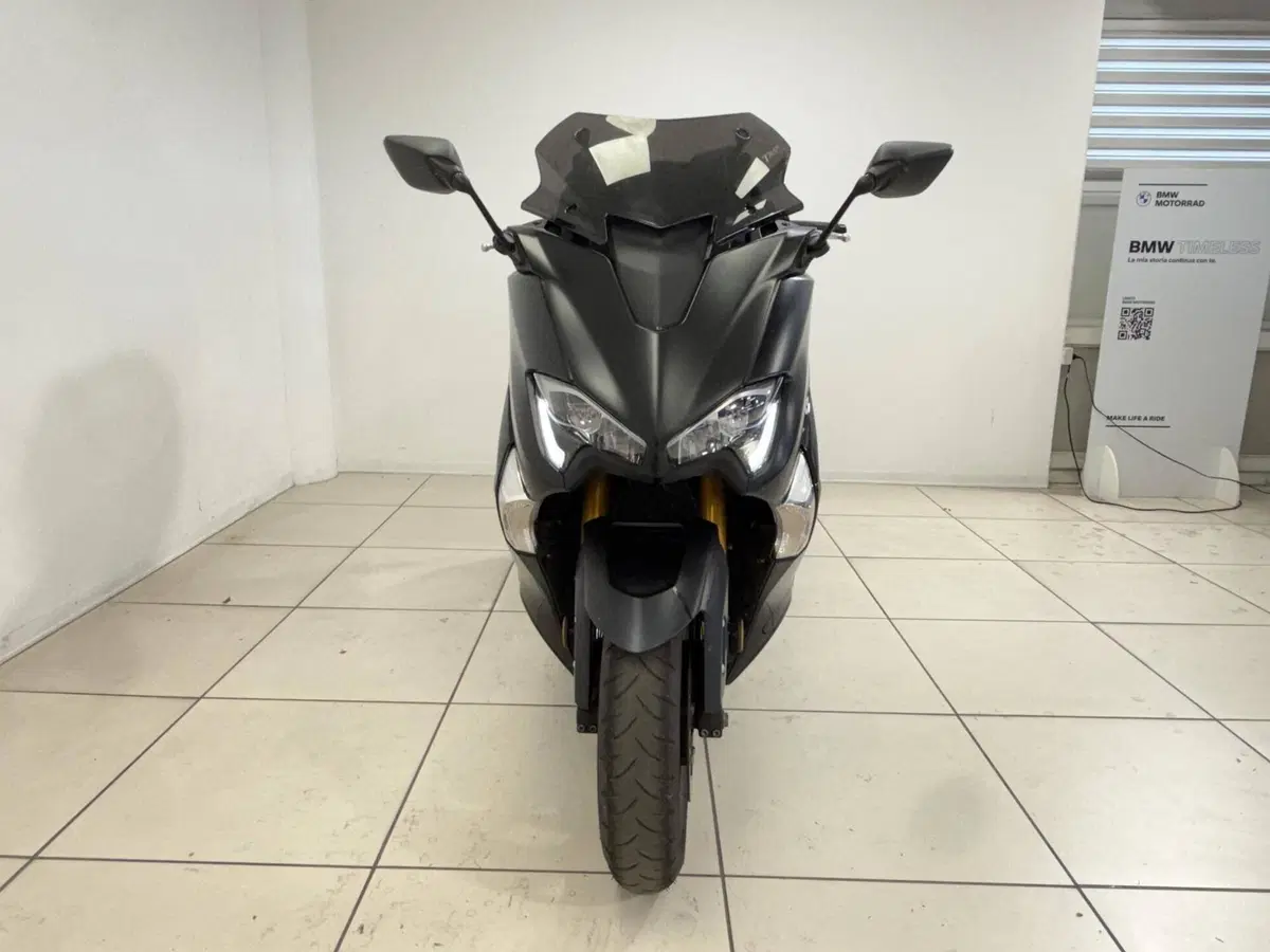 Yamaha T-Max 530 (2017 - 19) (3)