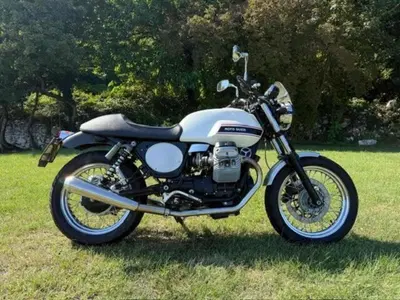 Moto Guzzi V7 Classic (2008 - 12) usata