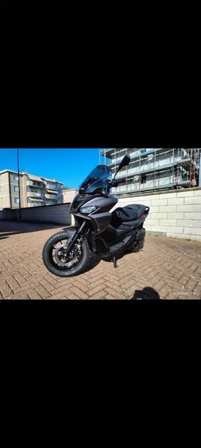 Aprilia SR GT 200 (2025 - 26) usata