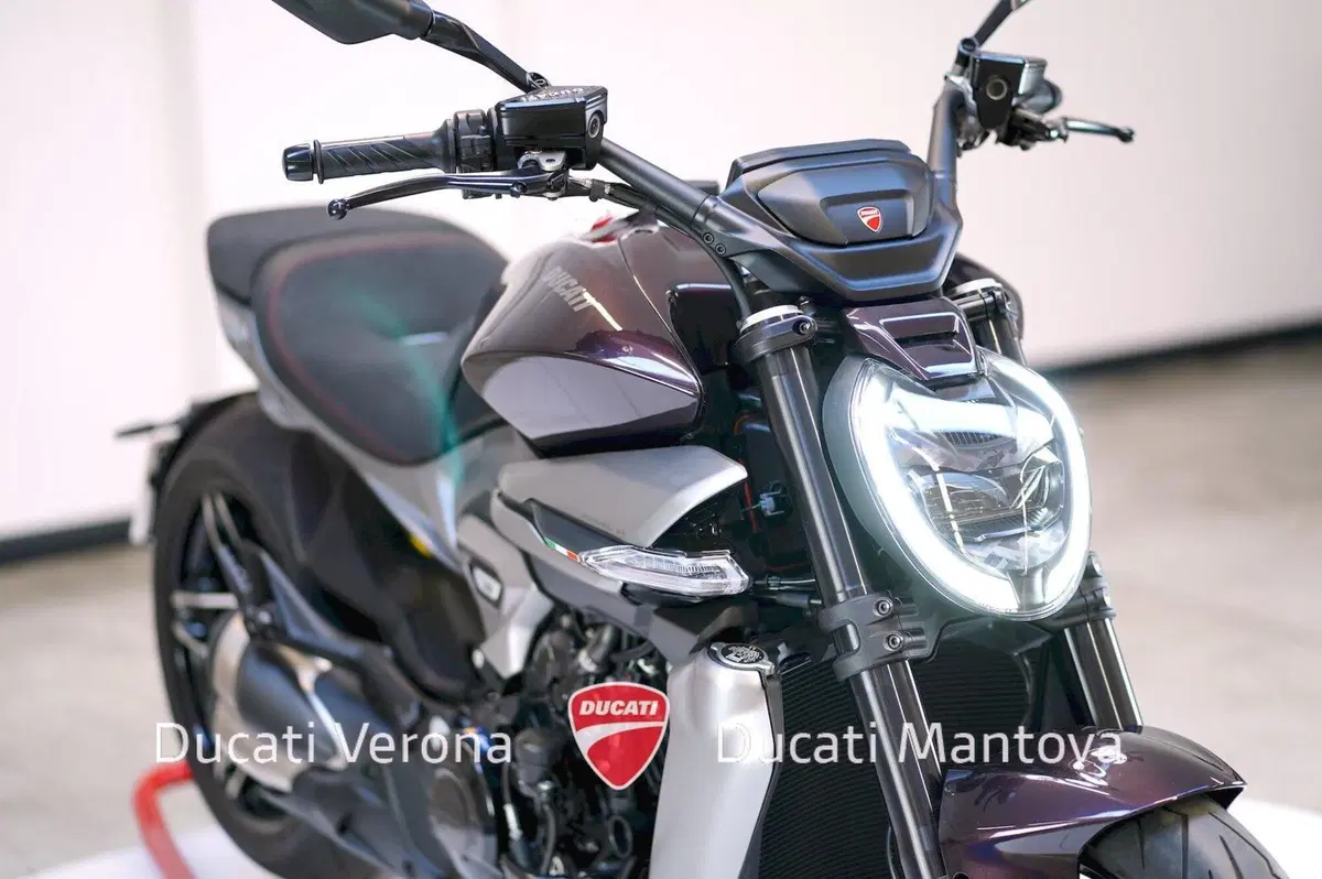 Ducati XDiavel V4 (2025 - 26) (9)