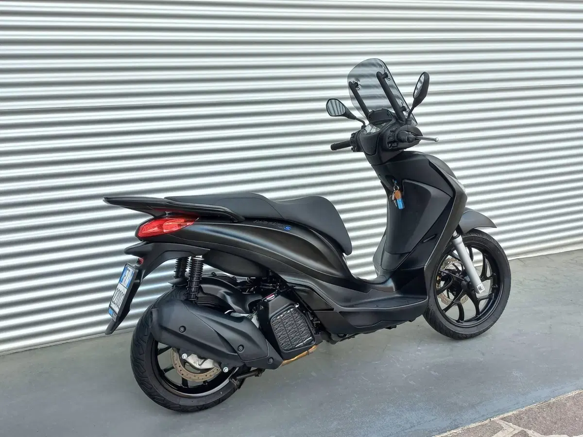 Piaggio Medley 200 S (2025 - 26) (7)