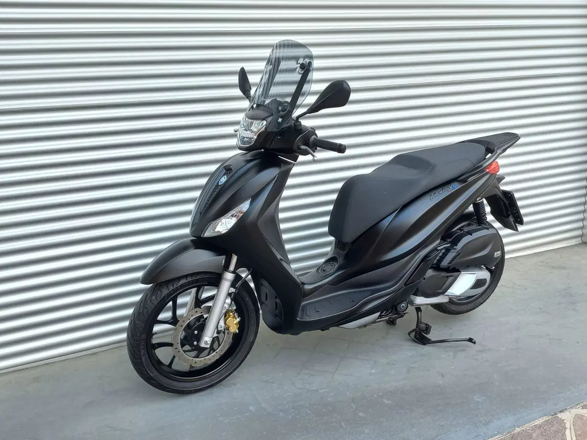 Piaggio Medley 200 S (2025 - 26) (4)