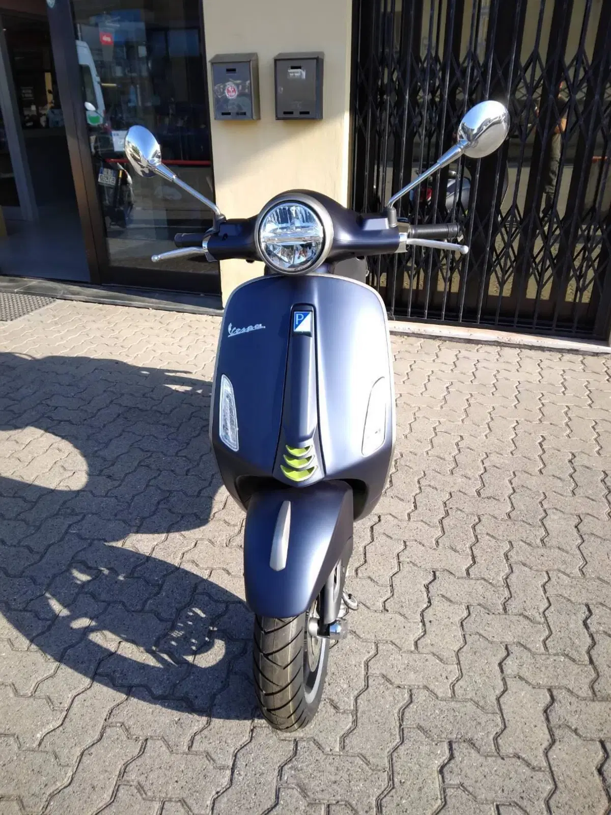Vespa Primavera 125 Tech (2024 - 25) (2)