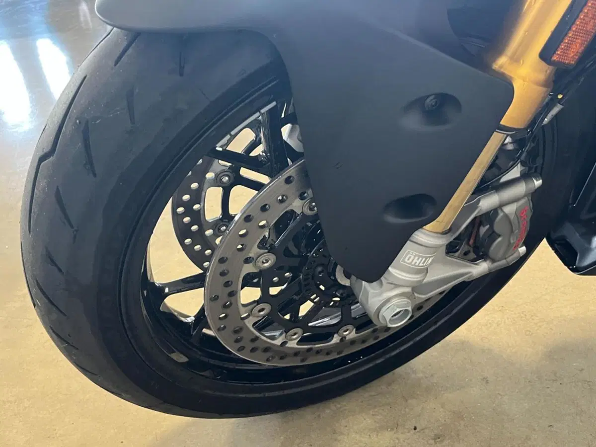 Ducati Streetfighter V2 (2025 - 26) (3)